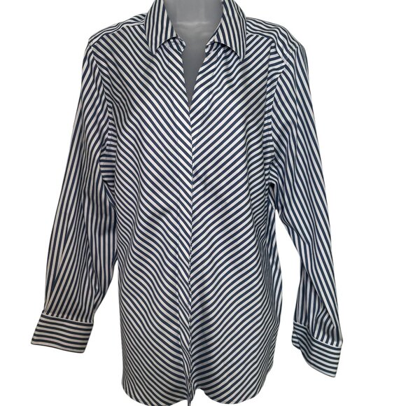 Foxcroft NYC 16W Non-Iron Stretch Striped Button Down Blouse - Picture 4 of 6